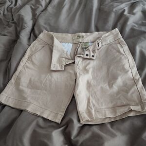 Hybrid size 7 shorts
